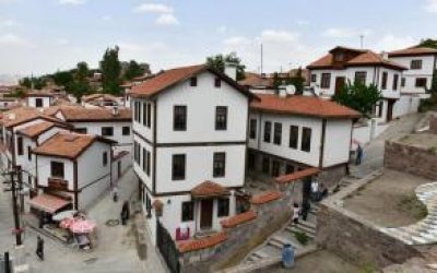 KİREMİT ÇATIDAN ANKARA