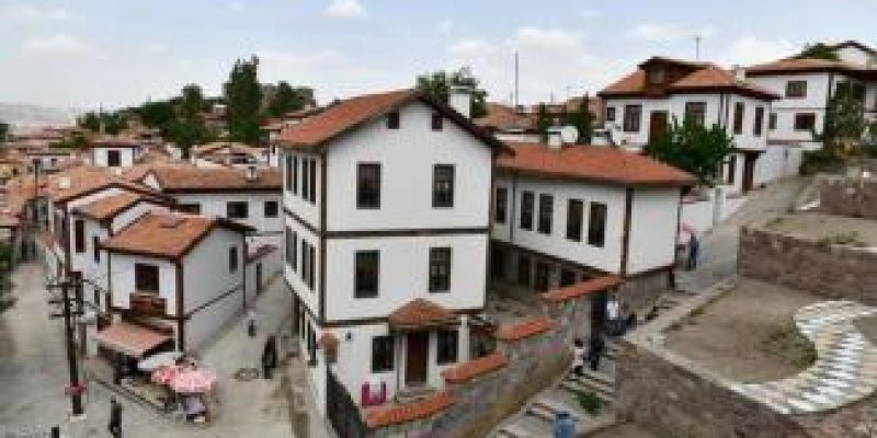 KİREMİT ÇATIDAN ANKARA