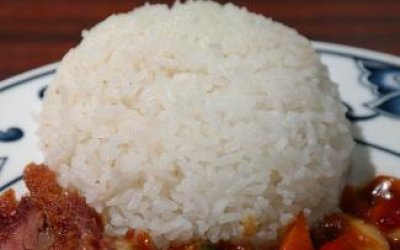 PÜF NOKTALARIYLA PİRİNÇ PİLAVI