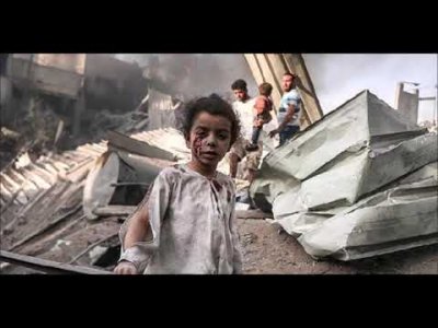 GAZZE’Lİ GÖRME ENGELLİ BİR GENÇ KIZIN ÇILIĞI