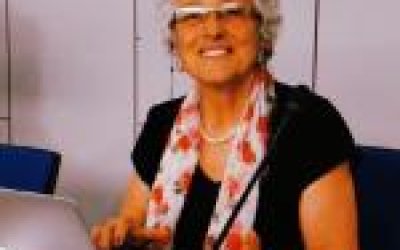 KADIN MÜCADELESİNE IŞIK TUTAN KADIN