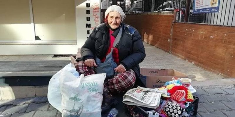 Hay Sen Çok Yaşa Emi Zehra Teyze