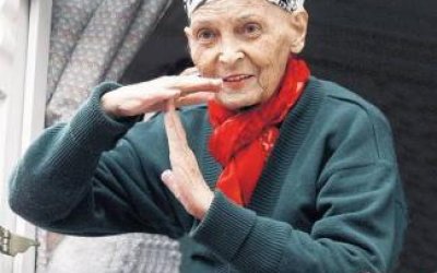 TÜRKÂN SAYLAN Son Hükümetin, Bağnaz kesimin değerini bilmediği ve Değer Biçemeyeceği Kadın