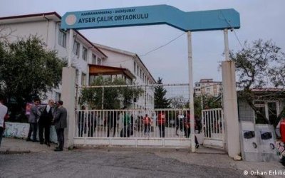 OKULLARDA ŞİDDET, KAYBEDİLEN GÜVEN VE EĞİTİMİN YÜKÜ