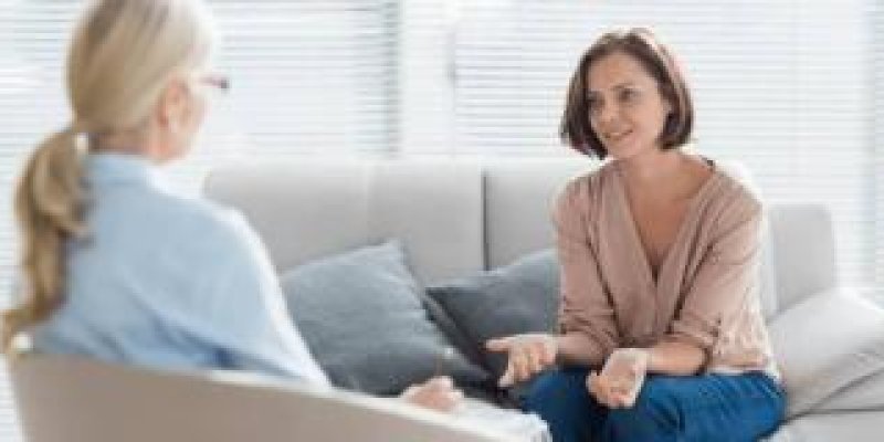 MESLEKTAŞ MI MÜRAACATÇI MI?