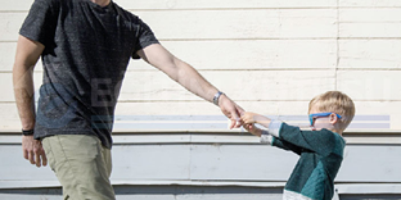 İYİ BİR BABA OLMAK: ŞİDDETSİZLİK