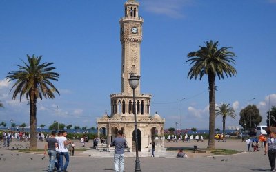 İZMİR'DE KADIN OLMAK (2) TARİHTE İZMİR ve KADINLAR