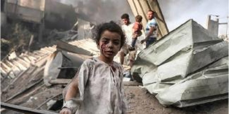 GAZZE’Lİ GÖRME ENGELLİ BİR GENÇ KIZIN ÇILIĞI