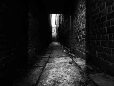 BAZEN BİR ADAM GİTMELİ HAYATINIZDAN...