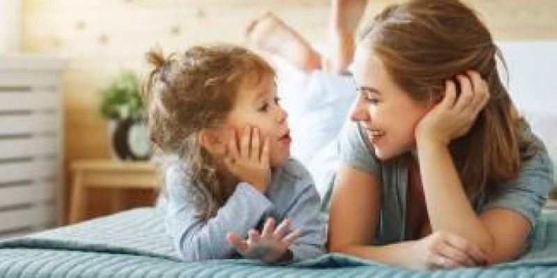 ANNE ÖNCE BİR İNSAN