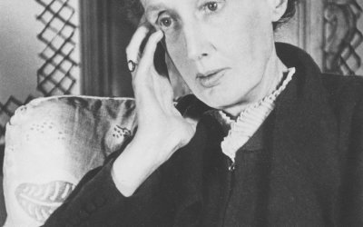 VIRGINIA WOOLF